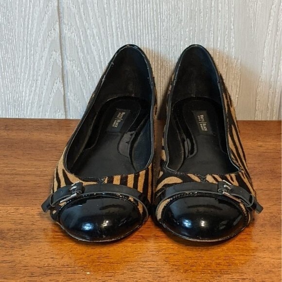 White House Black Market animal print calf hair patent leather flats sz 7.5M - Picture 3 of 7
